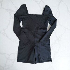 BABATON Aritizia Black Long Sleeve Contour Bodysuit Size Large